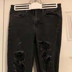 black ripped jeggings